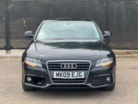 AUDI A4 2.0 TDI Executive SE 