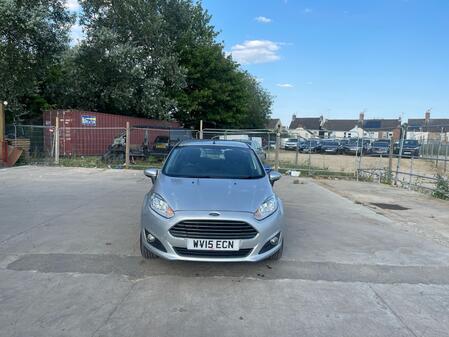 FORD FIESTA 1.0 T EcoBoost Zetec