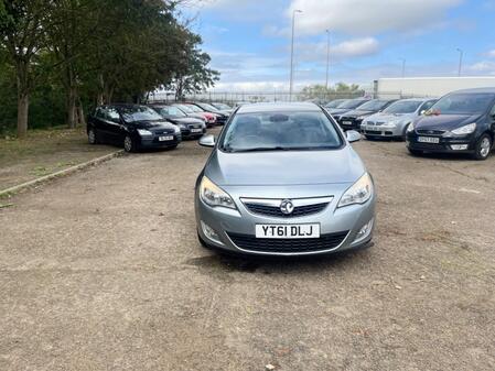 VAUXHALL ASTRA 2.0 CDTi ecoFLEX Elite